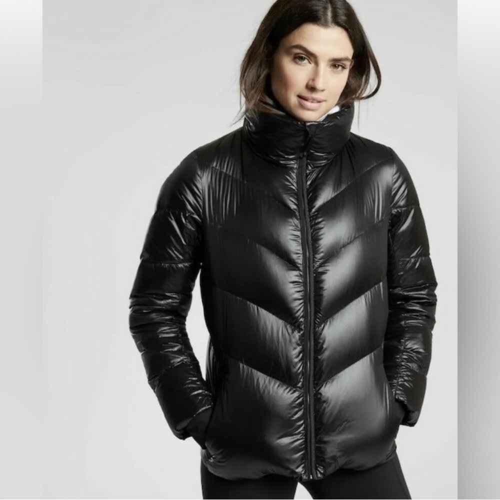 Athleta Lofty Down Puffer Jacket in Black * See description*